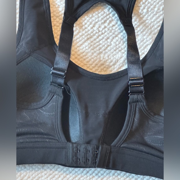 Gymshark Adapt Fleck Seamless Sports Bra Black Size Medium - Picture 5 of 5